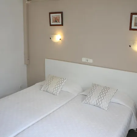 Pinar Guest house 2*